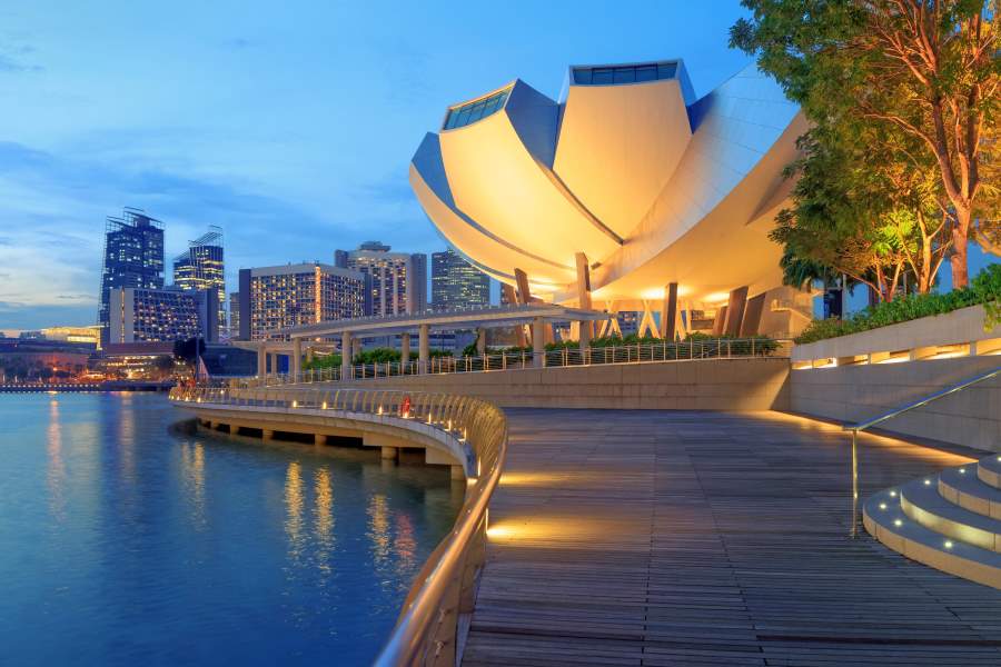 Art Science Museum -romantic places to explore in Singapore
