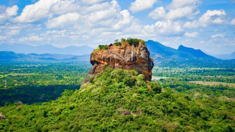  places to visit in june sri-lanka