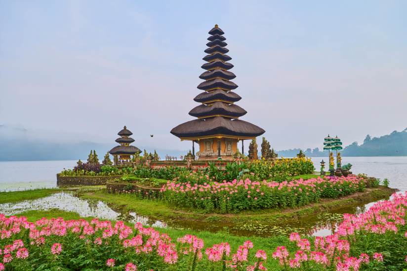 What are the most famous temples in Bali